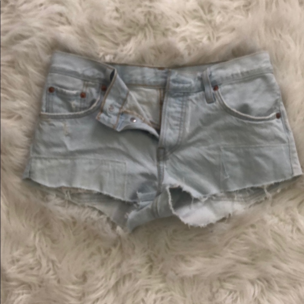 Levi’s 501 cut offs